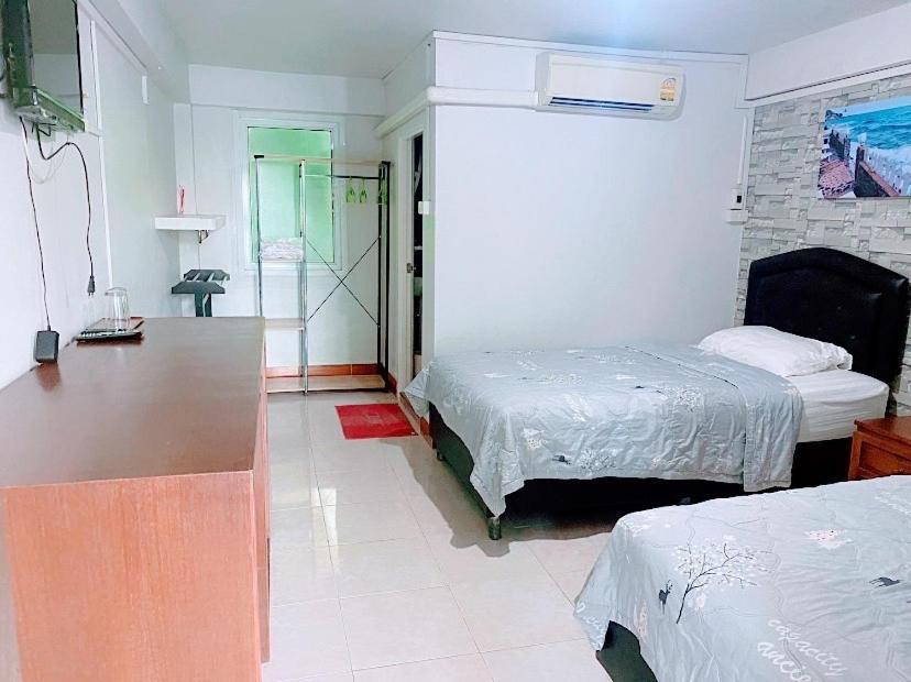 Rubtawan Sichang Resort Ko Si Chang Esterno foto