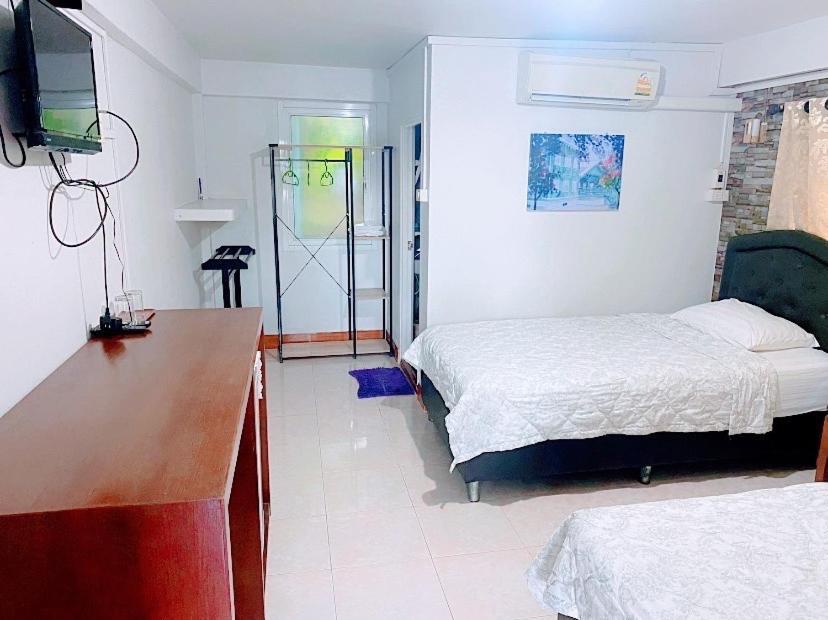 Rubtawan Sichang Resort Ko Si Chang Esterno foto